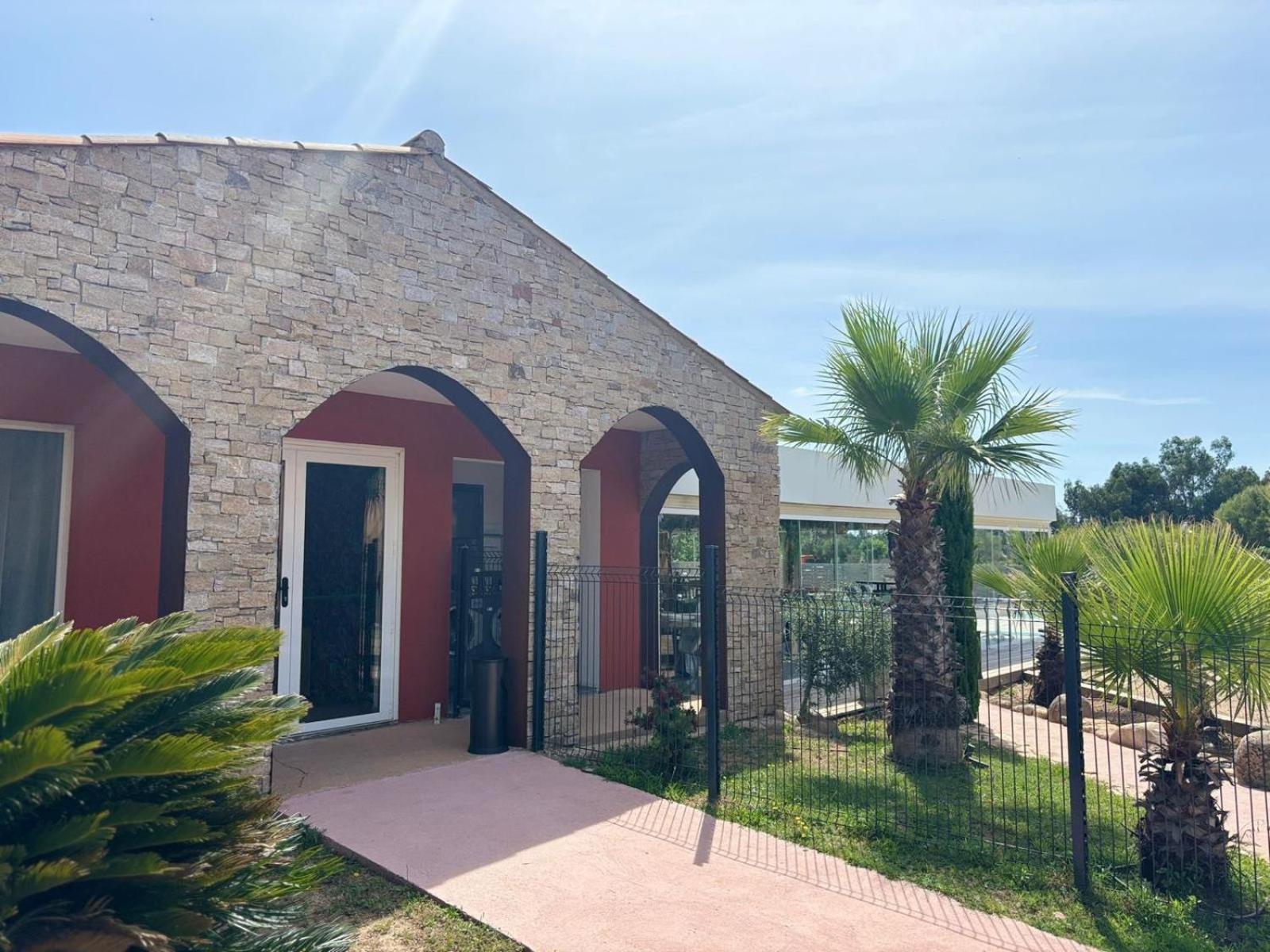 Residence Hoteliere Les Hameaux De Saint Cyprien Appartement 35 M2 1 Chambre Леччі Екстер'єр фото